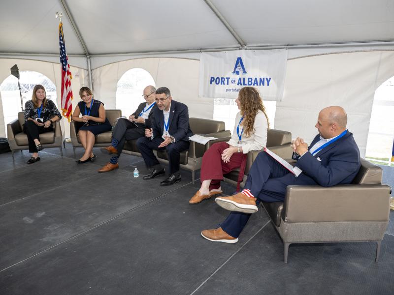 Panel discussion on the state of the supply chain at the Port Industry Day 2024